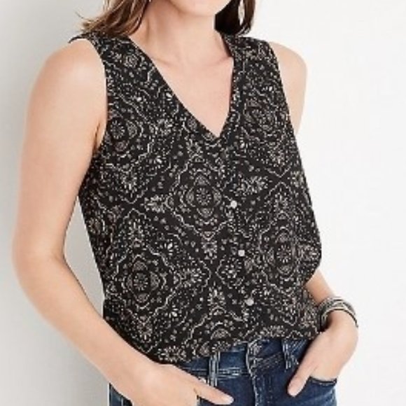 2/$20  Maurices Button down light summer tank top with geometric bandana print - Picture 2 of 3